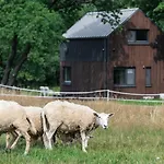 Vilanovka - Z Prywatna Balia Przy Stawie I Lesie Holiday home Wilanowo (Kartuzy)