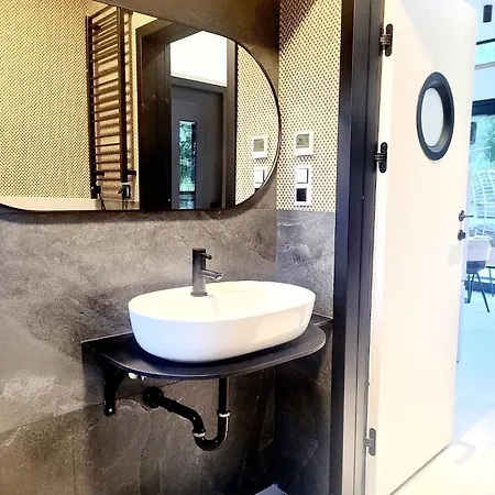 Vilanovka - Z Prywatna Balia Przy Stawie I Lesie Wilanowo (Kartuzy)