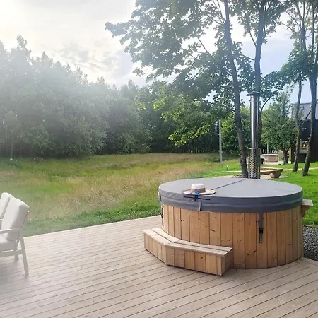 Vilanovka - Z Prywatna Balia Przy Stawie I Lesie Holiday home *