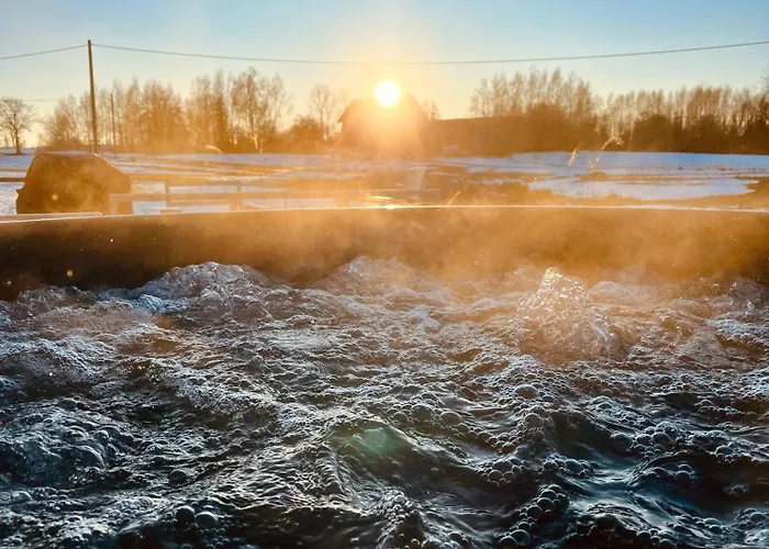 Vilanovka - Z Prywatna Balia Przy Stawie I Lesie *